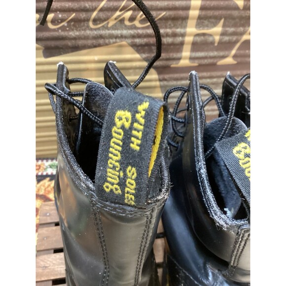 Dr. Martens Airwair Original Smooth Leather Black Boots #11821 Made In England 7 - Picture 7 of 16